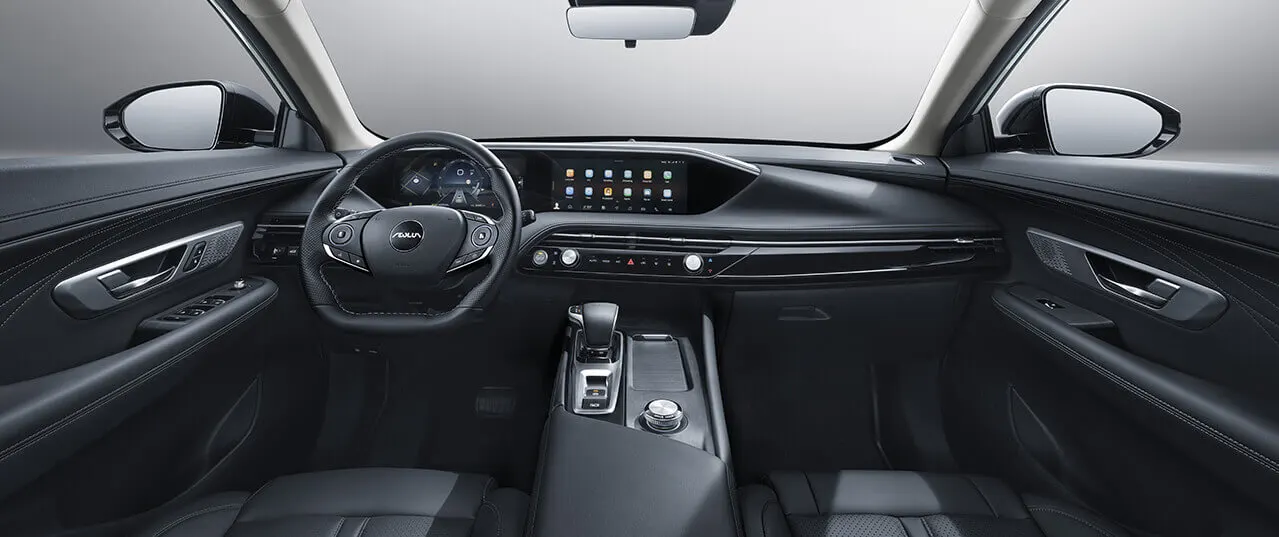 Dongfeng 007 interior view